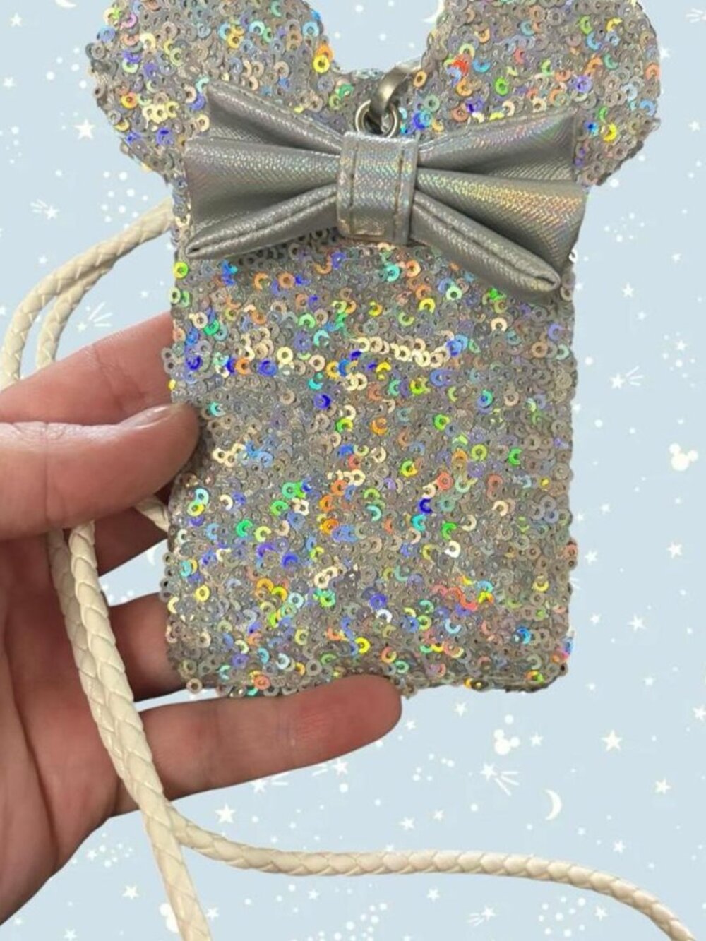 Disney Loungefly Minnie Mouse holographic silver sequin lanyard with cardholder